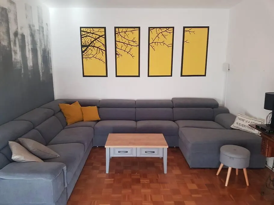 Apartment Prostran Apartman Niko - Idealan Za Veliku Obitelj Pula
